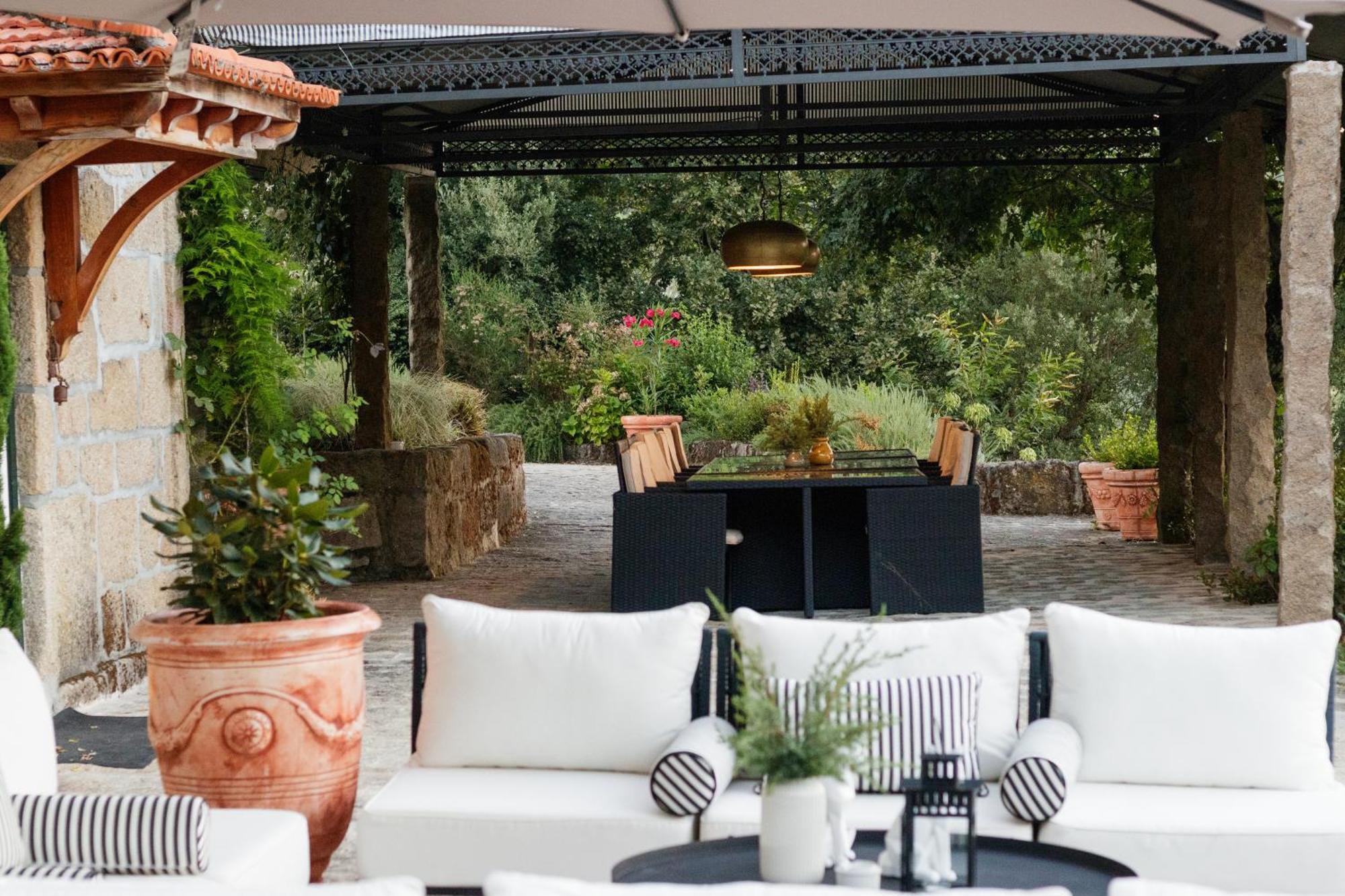 The Fox House - Private Villa & Nature São Pedro do Sul Kültér fotó